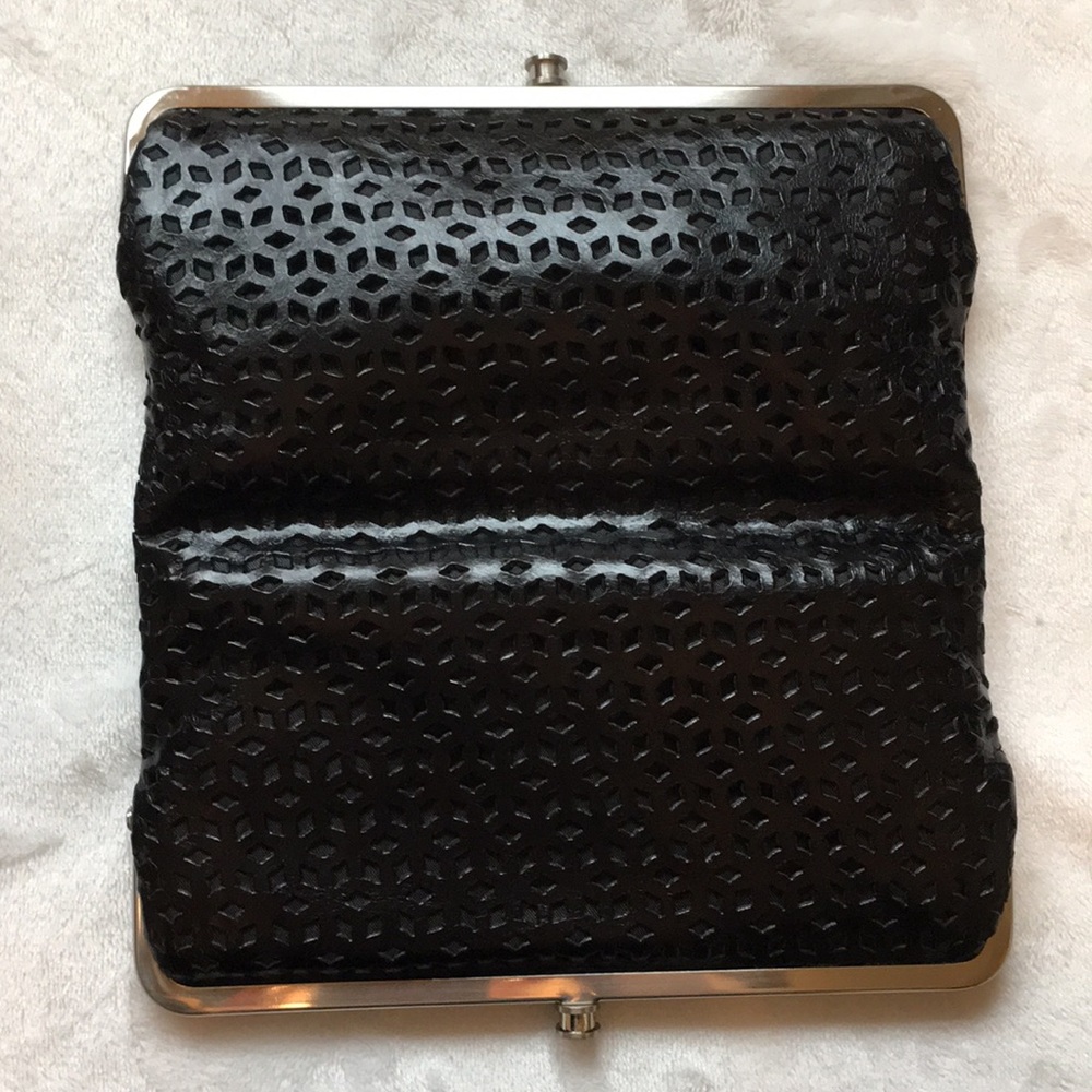 🎉🎁 HOBO Lauren Laser Cut Leather Clutch Wallet - Picture 5 of 6